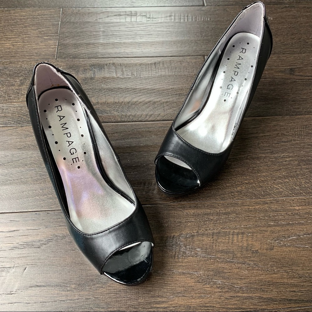 Rampage Size 7 Black 3.5 Inch High Heels